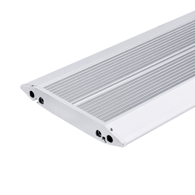 إضاءة LED من WEEK AQUA لحوض ال - مراجعة Reef Lighting وسعره